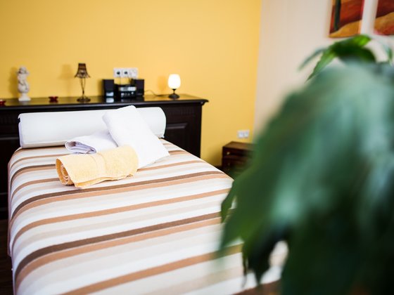 Massage bed at Hotel Garni Zerza