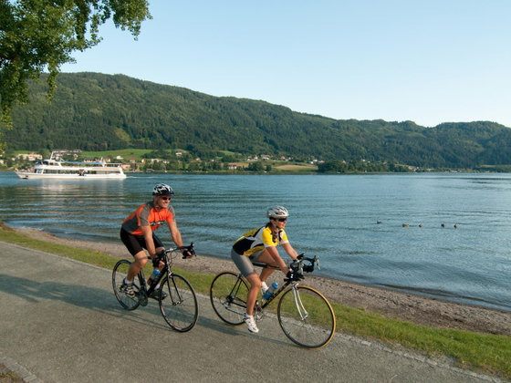 Cycling around Lake Ossiach in Carinthia.