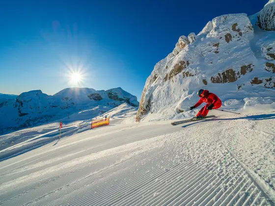 Skiers at the Nassfeld ski resort (c) Peter Maier - nassfeld.at.