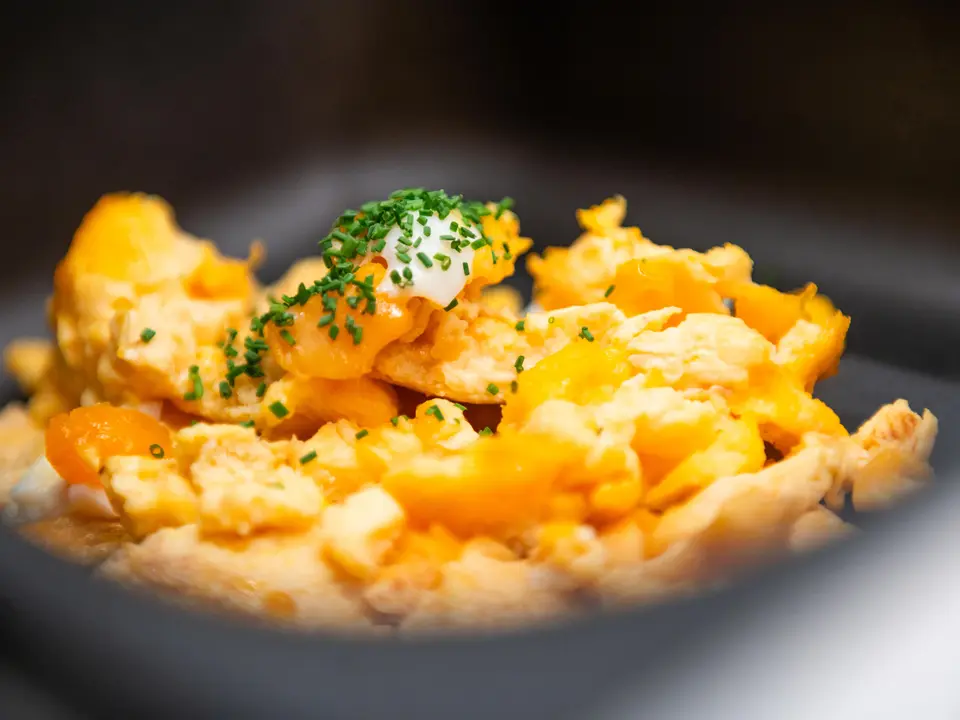 Scrambled eggs at the breakfast buffet in the Vista Restaurant.