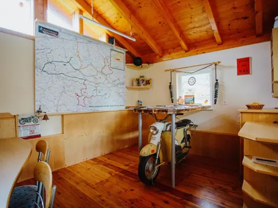 Bikerhütter at the Hotel Garni Zerza.