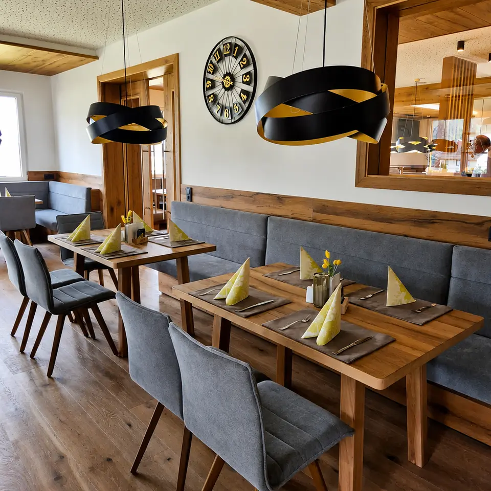 Set tables at the Vista restaurant.