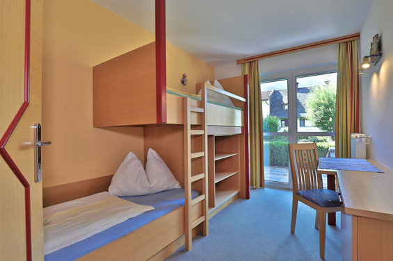  Children's room in the Little Red Riding Hood apartment at the Hotel Garn Zerza