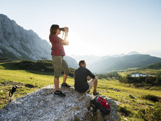 Hiking with a view at Nassfeld Copyright Daniel Zupanc