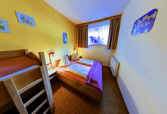Apartment Schneewittchen - Holiday apartment in the Hotel Garni Zerza at Nassfeld