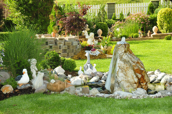 Garden of the Hotel Garni Zerza at Nassfeld