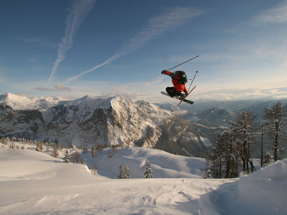 Fun on the slopes in winter at Hotel Garni Zerza