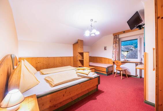 Standard Double Room at Hotel Garni Zerza.