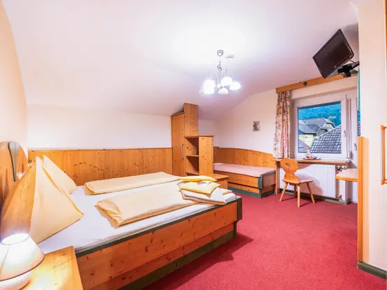 Standard Double Room at Hotel Garni Zerza. Standard Double Room at Hotel Garni Zerza.