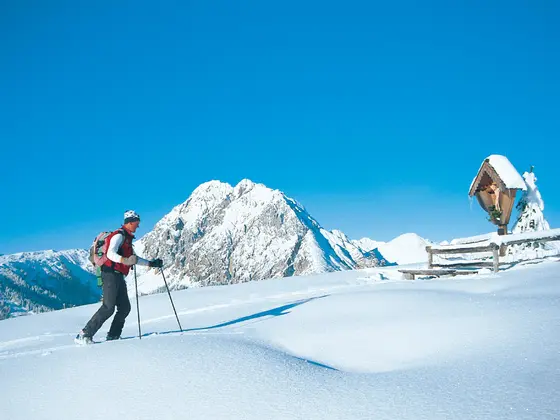 Ski tour hike around the Hotel Garni Zerza at Nassfeld