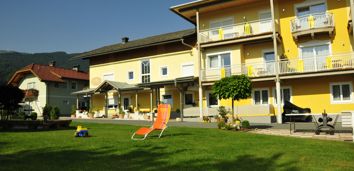 Front view of Frühstückspension Zerza at Nassfeld 