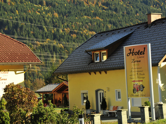 Autumn at the Zerza Bed and Breakfast at Nassfeld in Carinthia