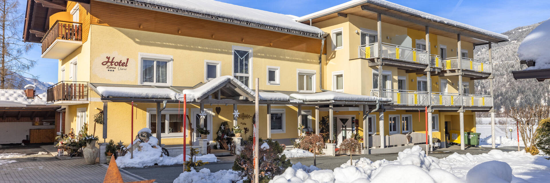 3* Hotel Garni Zerza in winter at Nassfeld
