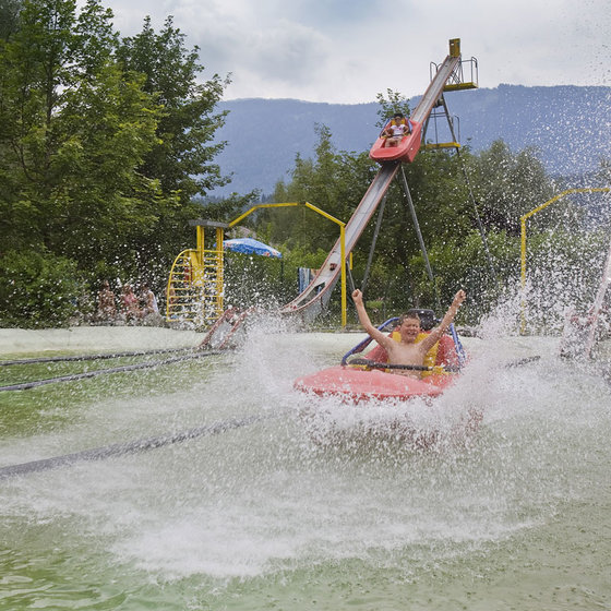 Fun at the Pressegger See adventure park.