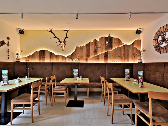 Andis Bar not far from the Hotel Garni Zerza