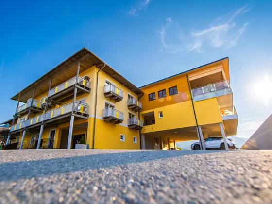 Hotel Garni Zerza with the Vista Restaurant.