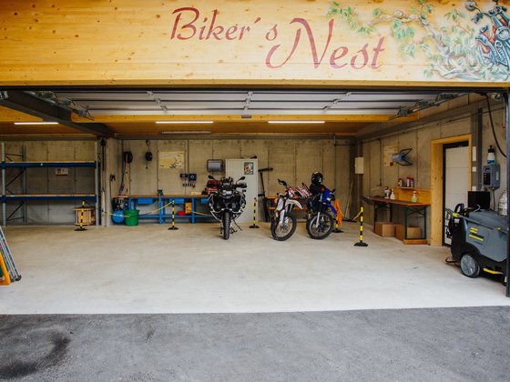 Biker's Nest Hotel Garni Zerza