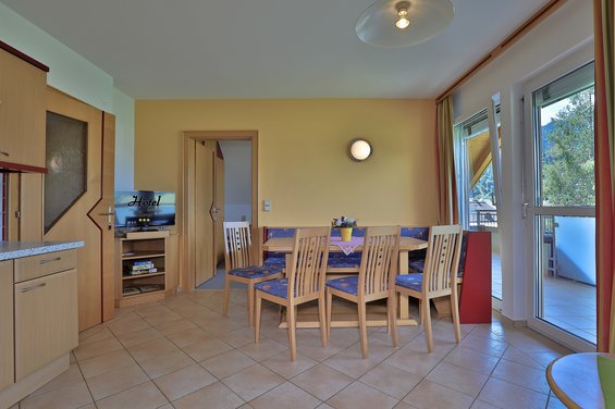 Apartment Max and Moritz Kitchen